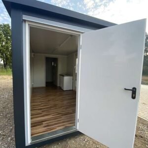 Moderner Container 6×2,40m mit WC, Dusche und Küche – Neu