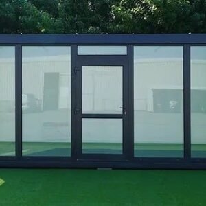 BÜROCONTAINER 6 X 3 M MIT GLASWAND – NEU